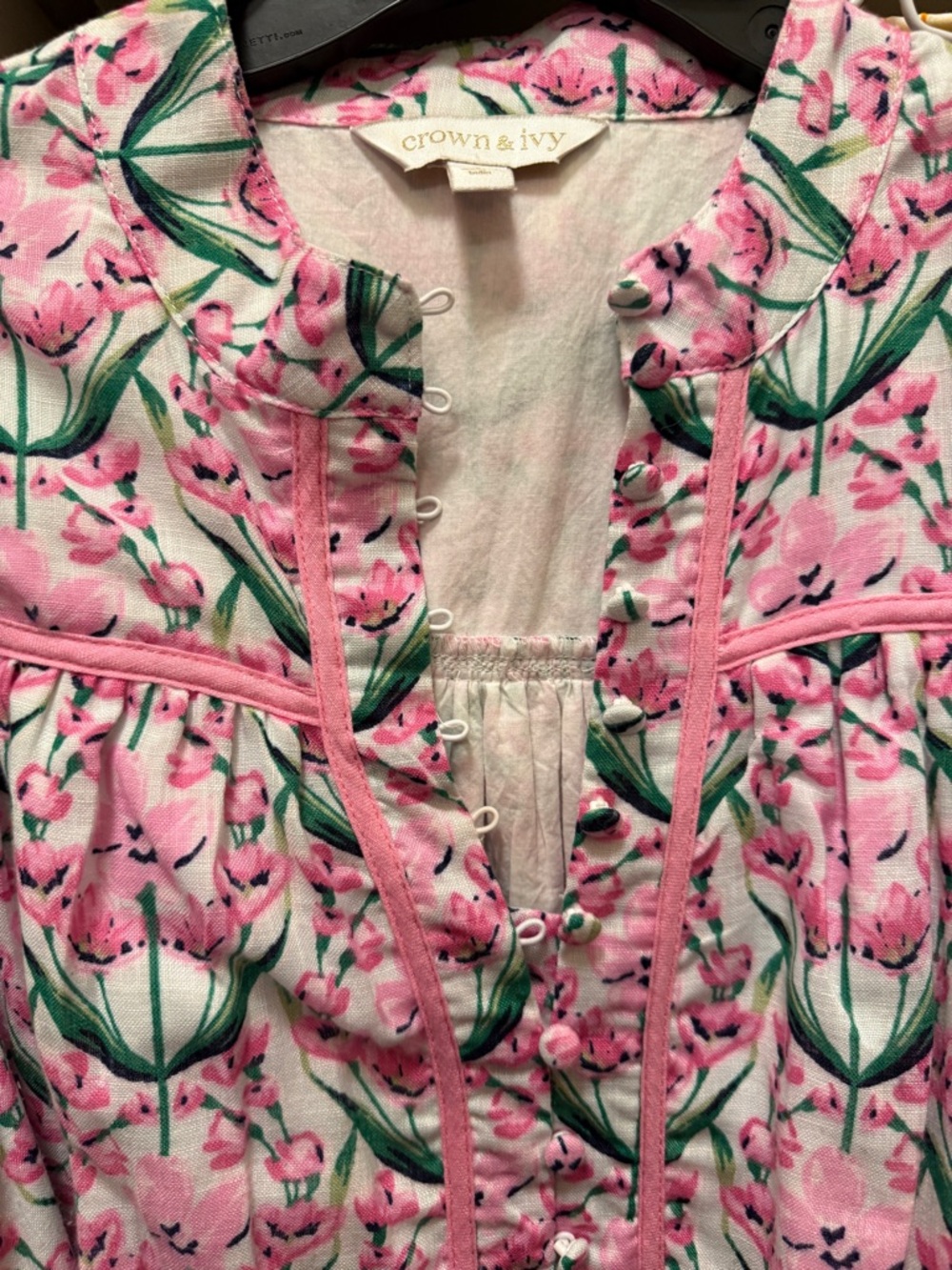 crown & ivy Pink and Green Floral Ruffle-Trim Dress